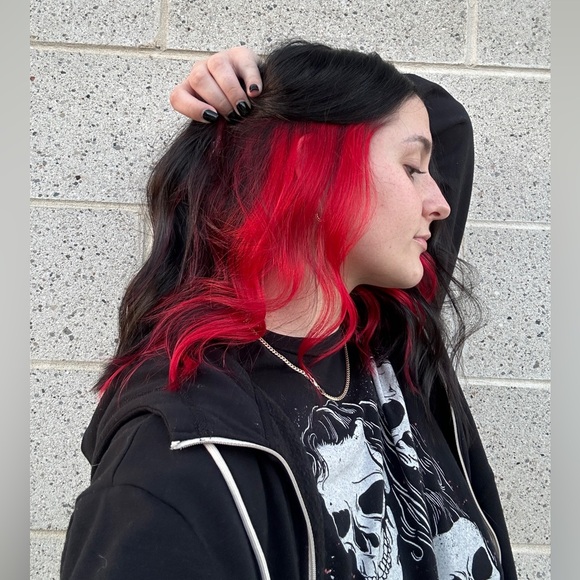 Meet your Posher, Dani - Picture 1 of 10